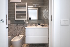 CAMERA DELUXE CON BAGNO INTERNO